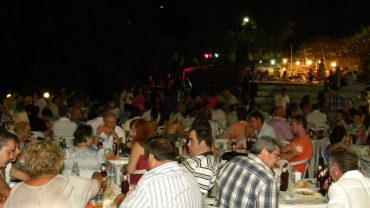 Πανηγύρι στο Ηράκλειο (Πεδιάδα): Ζήστε την Αυθεντική Κρητική Γιορτή με το Τουριστικό Γραφείο μας