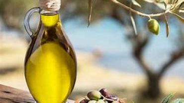 Πώς να κάνεις μια αυθεντική γευσιγνωσία ελαιολάδου στην Κρήτη.