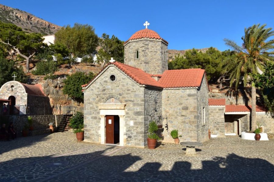 ΠΕΜΠΤΗ 10 ΙΟΥΛΙΟΥ 2025 Η ΙΕΡΑ ΜΟΝΗ ΚΟΥΔΟΥΜΑ ΓΙΟΡΤΑΖΕΙ. Τ.Μ. €30