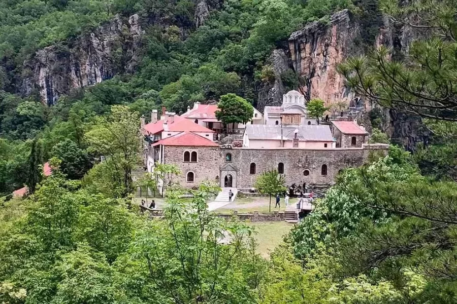 4ΗΜΕΡΗ ΠΡΟΣΚΥΝΗΜΑΤΙΚΗ ΕΚΔΡΟΜΗ ΣΤΑ ΒΗΜΑΤΑ ΤΟΥ ΑΓΙΟΥ ΠΑΙΣΙΟΥ & ΠΟΡΕΙΑ ΠΙΣΤΗΣ ΣΤΗΝ ΚΟΝΙΤΣΑ & ΤΑ ΖΑΓΟΡΟΧΩΡΙΑ 10-14 ΟΚΤΩΒΡΙΟΥ ΤΙΜΗ ΑΤΟΜΟΥ ΣΕ 2ΚΛΙΝΟ/3ΚΛΙΝΟ ΔΩΜΑΤΙΟ €364