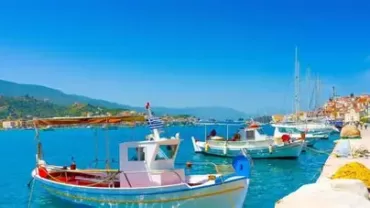 Πόρος: Οικογενειακή εξόρμηση στην ηρεμία του Σαρωνικού