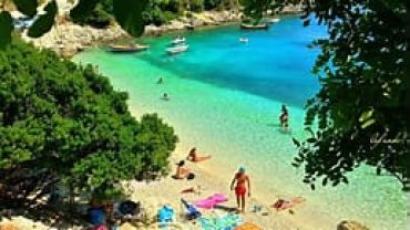 Λευκάδα: Παράδεισος για λάτρεις των σπορ και της φυσικής ομορφιάς