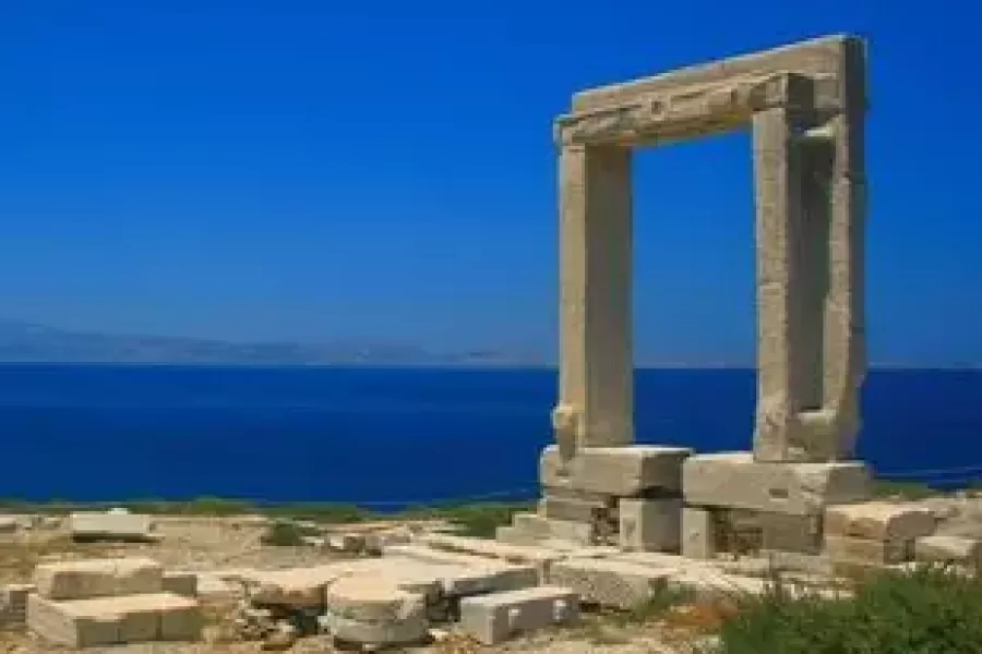4ΗΜΕΡΗ ΑΠΟΔΡΑΣΗ ΣΤΗ ΝΑΞΟ ΣΑΒΒΑΤΟ 23/08 – ΤΡΙΤΗ 26/08 Τ.Α.€ 433