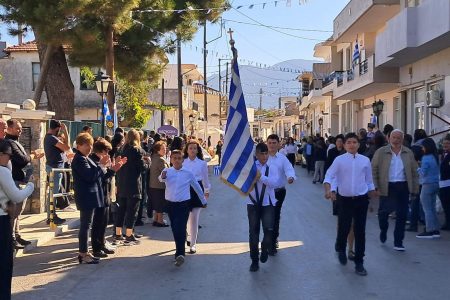 Τρίτη 28η Οκτωβρίου-Ημερήσια εκδρομή στα Ανώγεια!Παρέλαση και γλέντι με τον Βασίλη Σκουλα! Τ.Α.€17