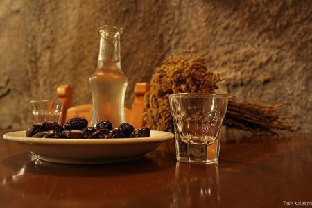 Παρασκευή 24 Οκτωβρίου Απογευματινή εκδρομή Στην Ι.Μ.Τιμίου Προδρόμου Καλλέργη-Ρακοκάζανο Καλυκάκη Τ.Α.€33