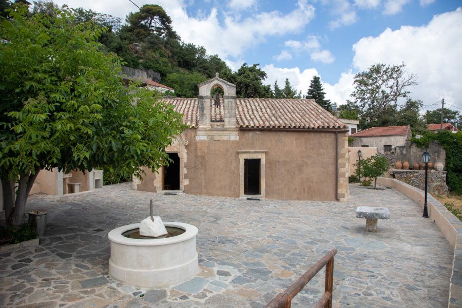 Κυριακή 07 Δεκεμβρίου Ημερήσια εκδρομή Ι.Μ.Αγίας Αναστασίας της Ρωμαίας-Φράγμα Ποταμών-Μέρωνας-Ρέθυμνο Τ.Α.€18.00